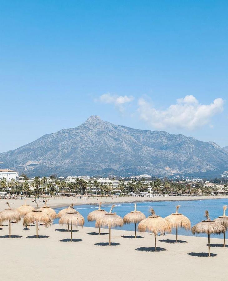 Casa Hibiscus Marbellaヴィラ エクステリア 写真