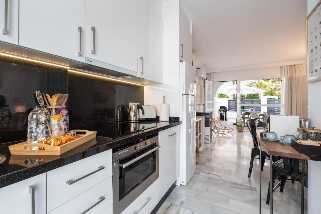 Casa Hibiscus Marbellaヴィラ エクステリア 写真