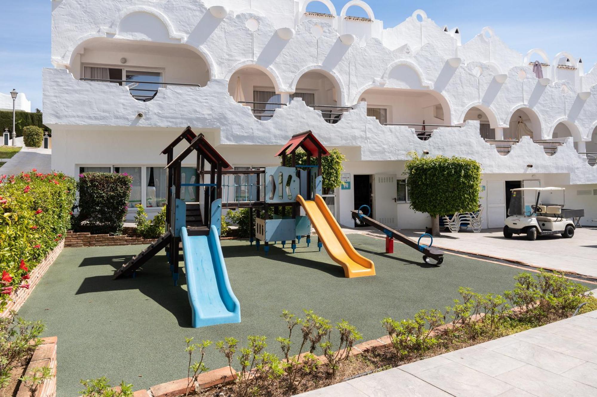 Casa Hibiscus Marbellaヴィラ エクステリア 写真