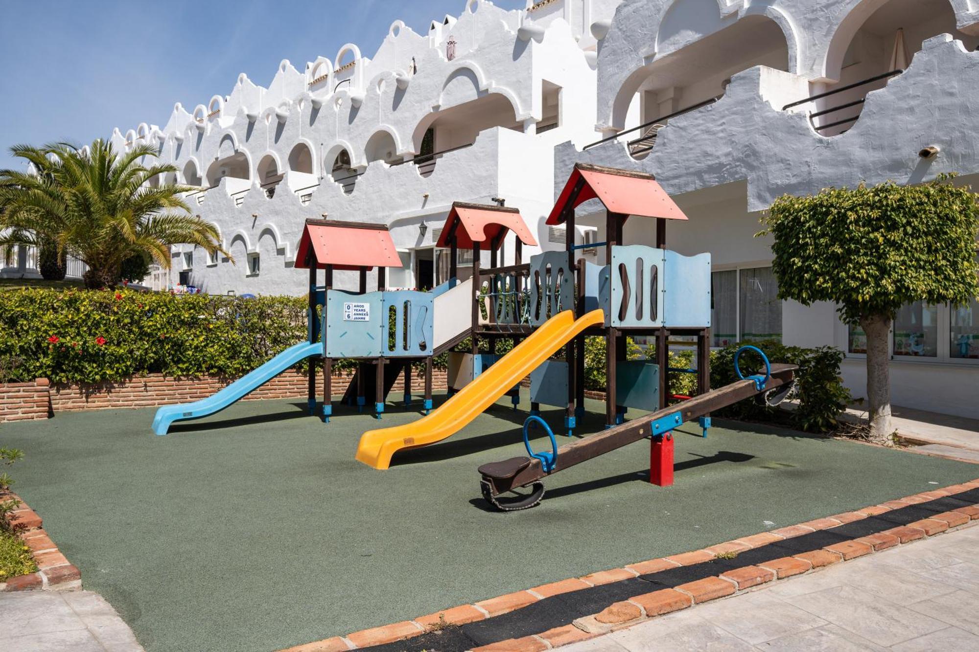 Casa Hibiscus Marbellaヴィラ エクステリア 写真