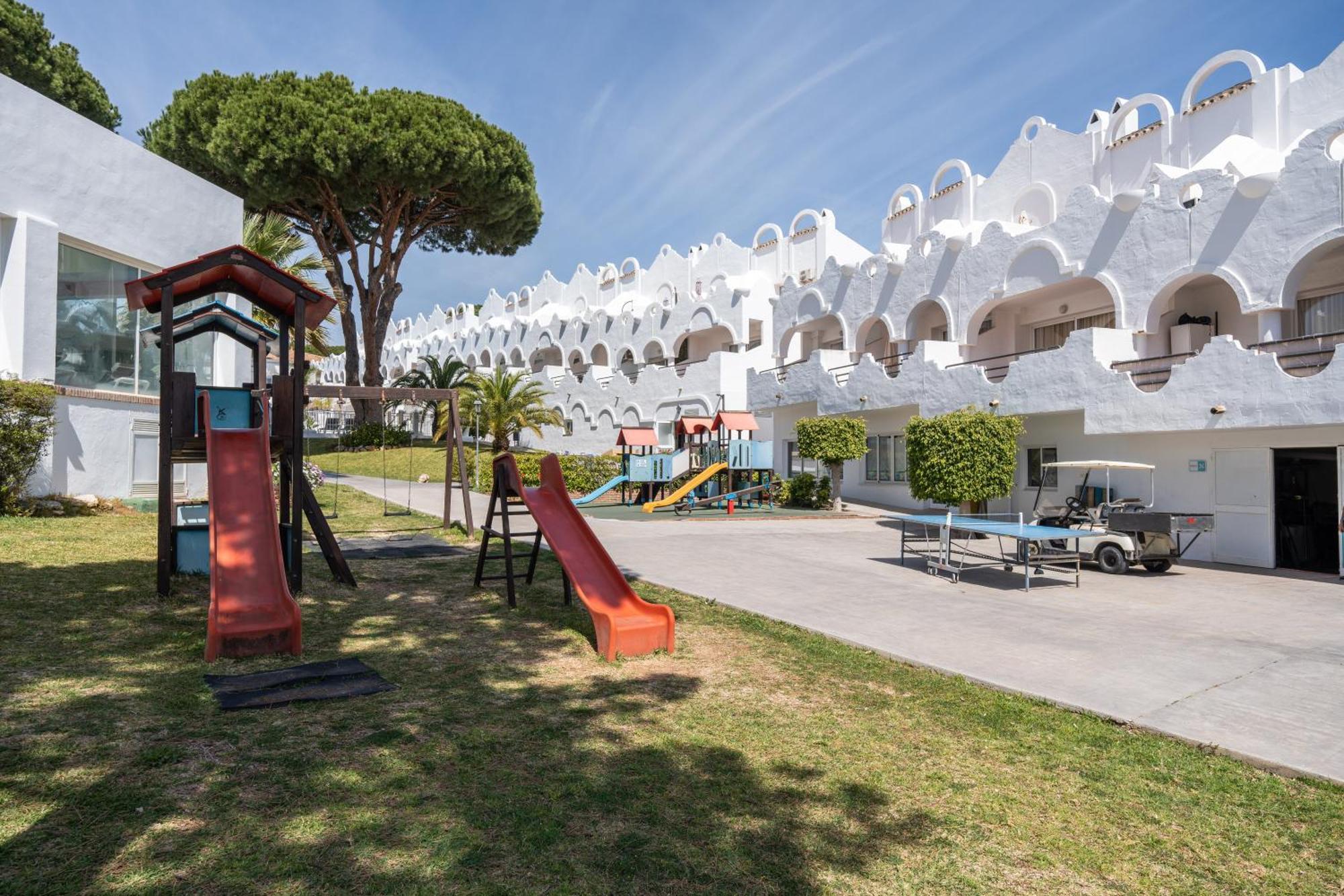 Casa Hibiscus Marbellaヴィラ エクステリア 写真